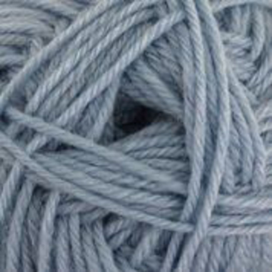 B/W Purely Wool Yarn image 5